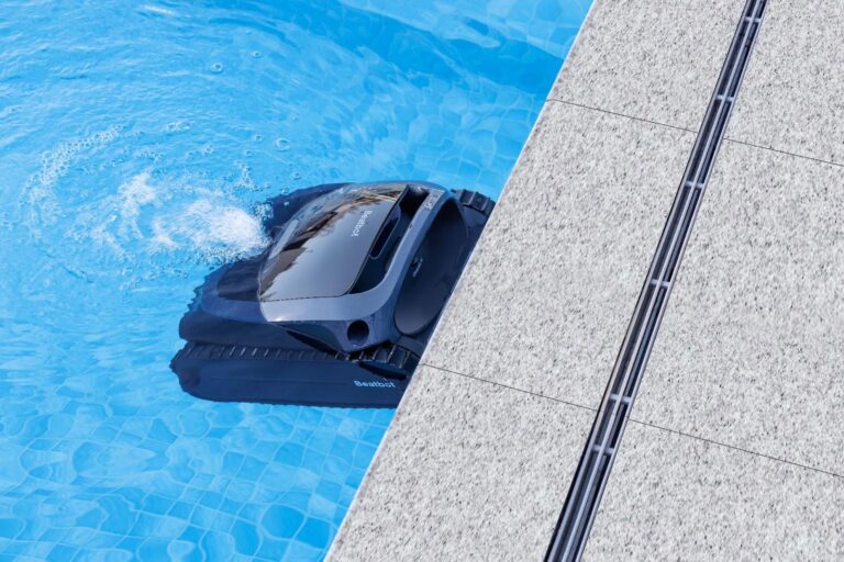 What Is the Best Solution to Clean Pool Filters? Robot Pool Cleaner Tips